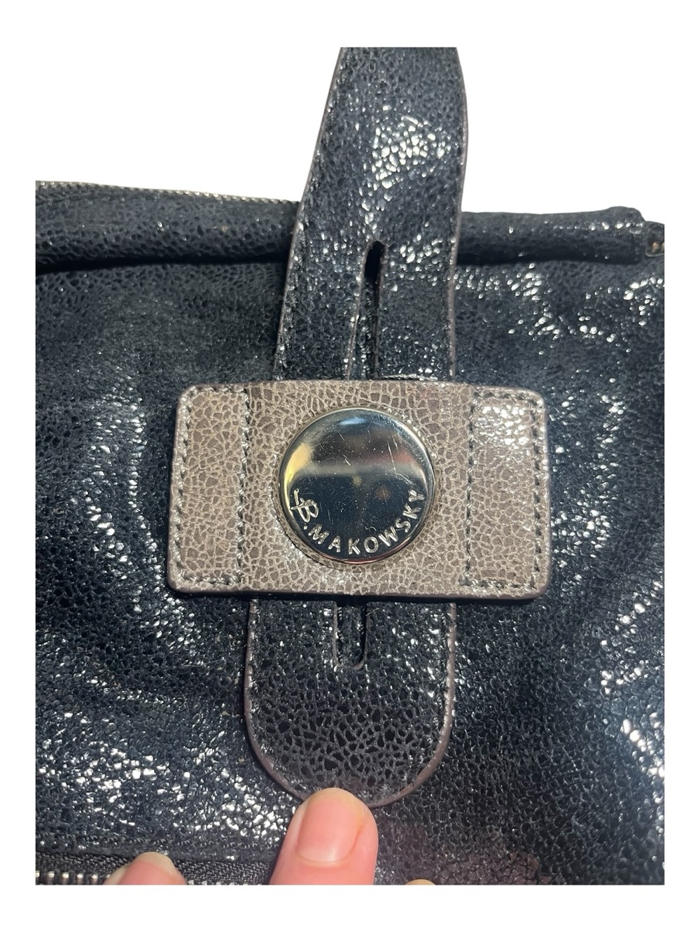 B. Makowsky Black Crackle Shimmer Genuine Leather Hobo Shoulder Bag | Y2K - Picture 8 of 8